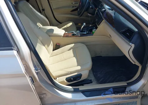 2013 BMW 320I xDrive z USA, uszkodzony, nr VIN WBA3C3C54DF982032